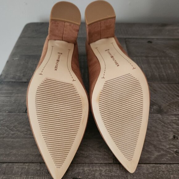 Tommy Hilfiger Abilene dark brown suede heel sz 8 NWT - Picture 2 of 5